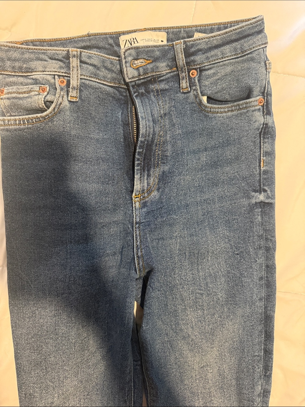 Zara Men’s Light Blue Slim Straight Jeans